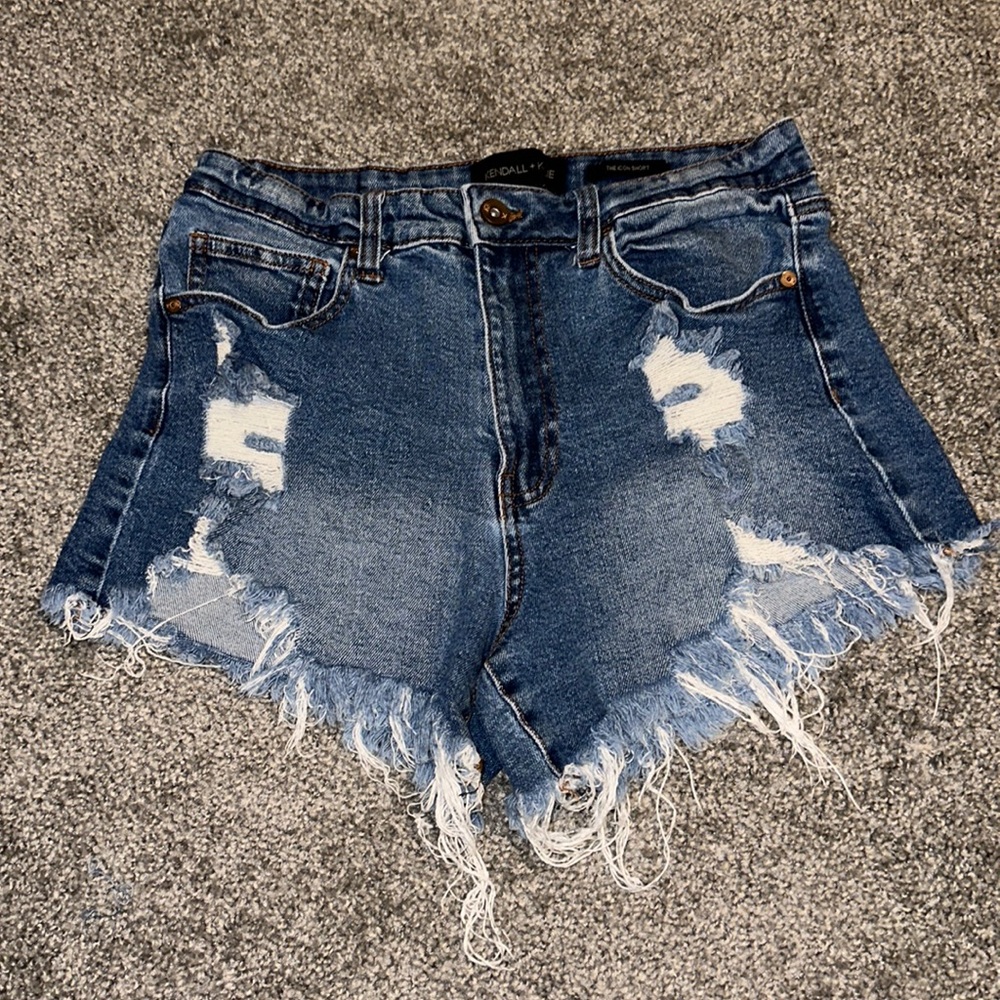 Kendall & Kylie “The Icon” Shorts, Size 7